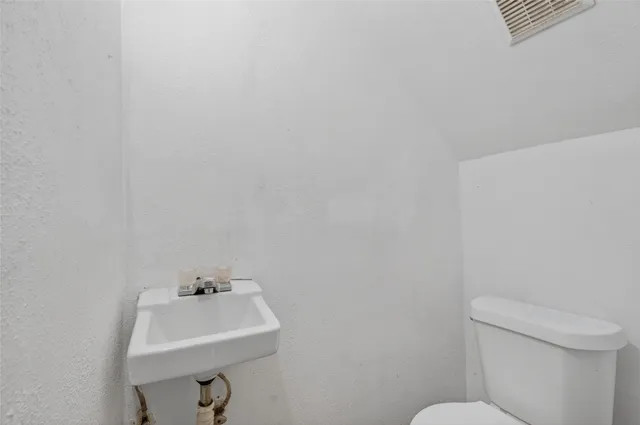 $745 | 9550 Deering Drive, Unit 504, Houston, TX 77036