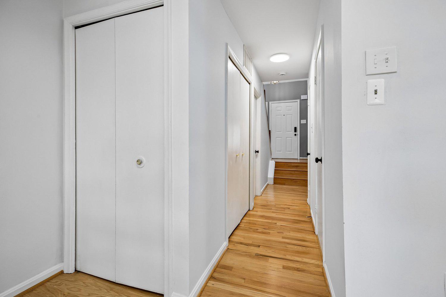 1406 Casino Circle Silver Spring, MD 20906 - Photo 21 of 64 Hallway from Breakfast Area to front door