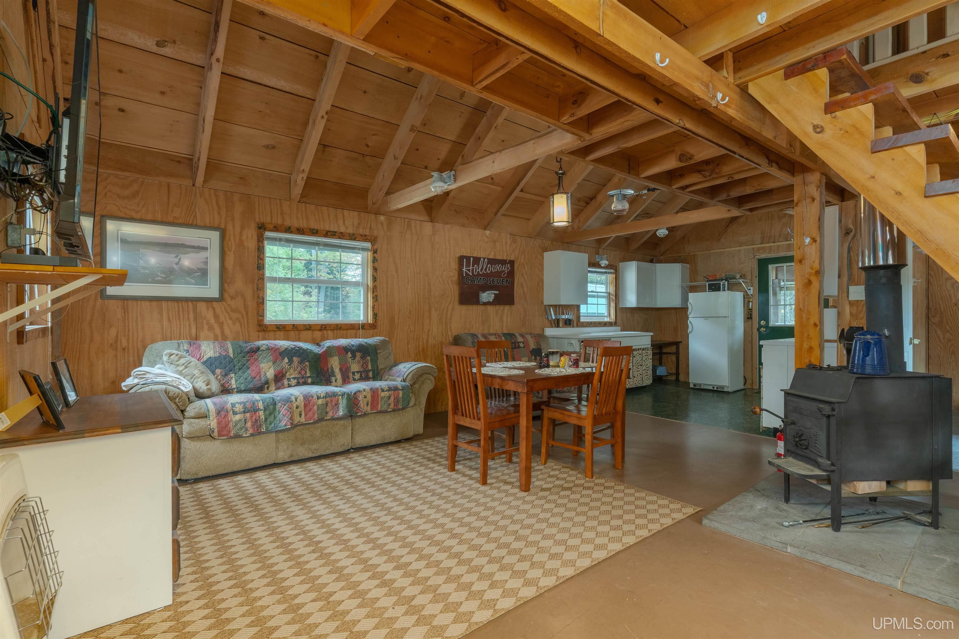 1207 Net River Road Crystal Falls, MI 49920 - Photo 5 of 41