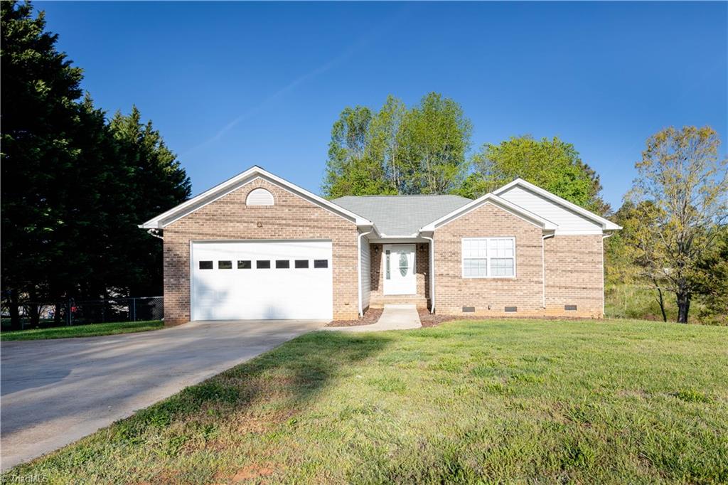 3460 Cunningham Road Thomasville, NC 27360 - Photo 1 of 18