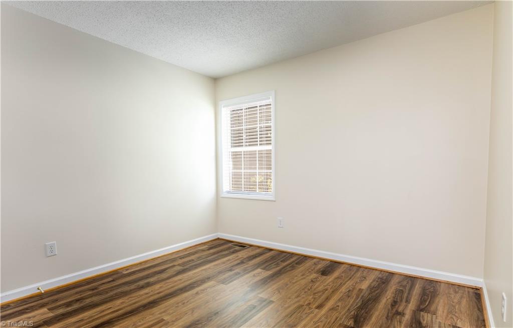 3460 Cunningham Road Thomasville, NC 27360 - Photo 12 of 18