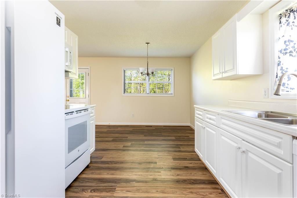 3460 Cunningham Road Thomasville, NC 27360 - Photo 6 of 18