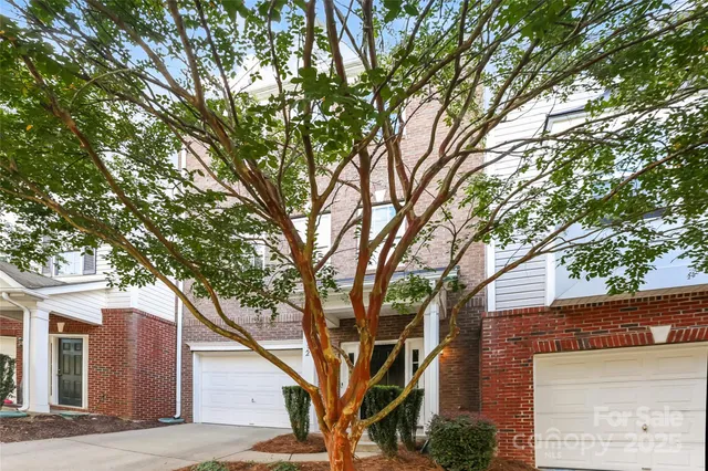 $299,900 | 14132 Winford Lane, Charlotte, NC 28262