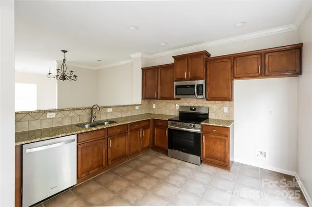 $299,900 | 14132 Winford Lane, Charlotte, NC 28262