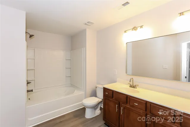 $299,900 | 14132 Winford Lane, Charlotte, NC 28262