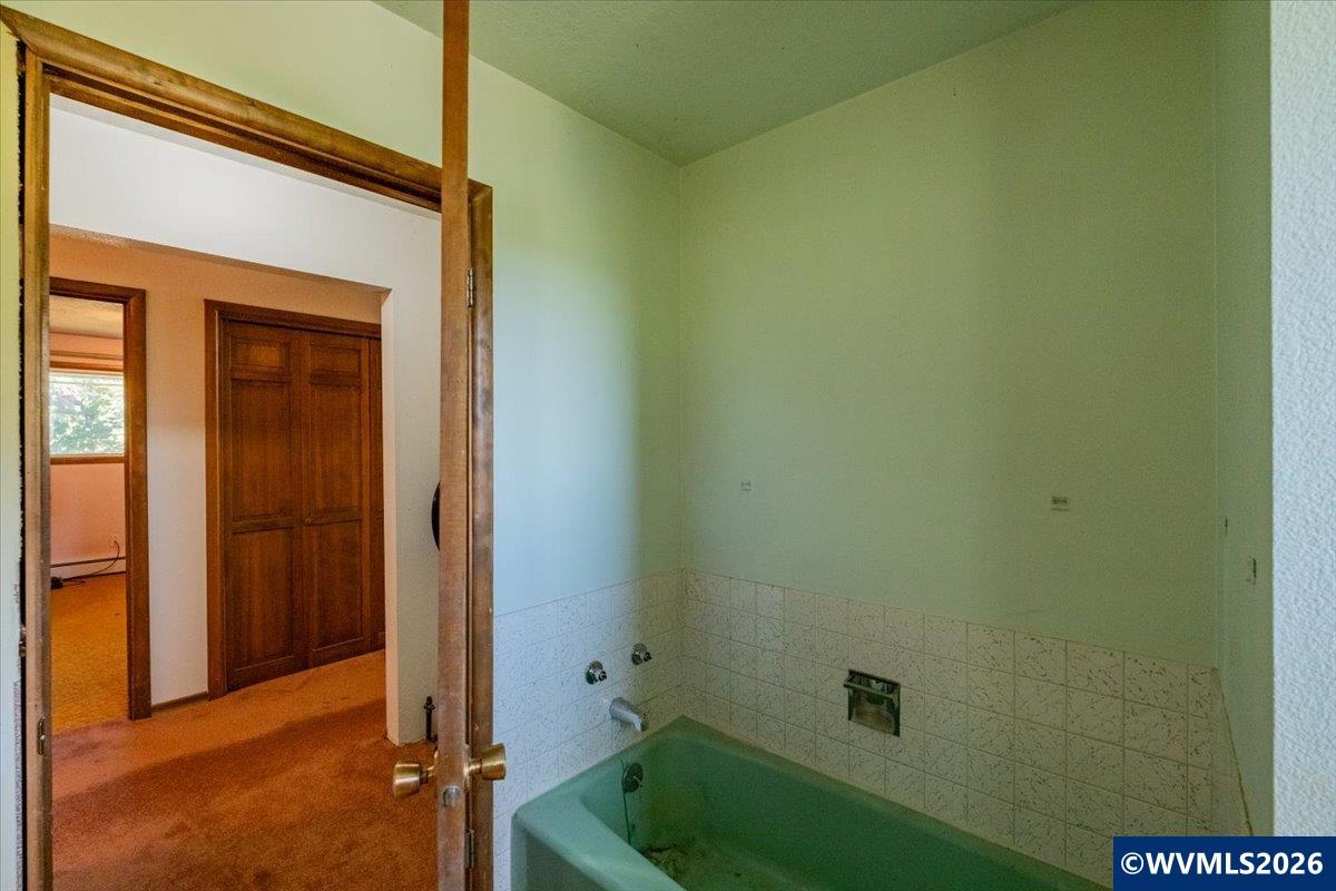 39179 Santiam Bluffs Road Northeast Albany, OR 97322 - Photo 28 of 43