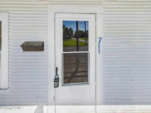 $600 | 711 East Lessley Street, Rayne, LA 70578