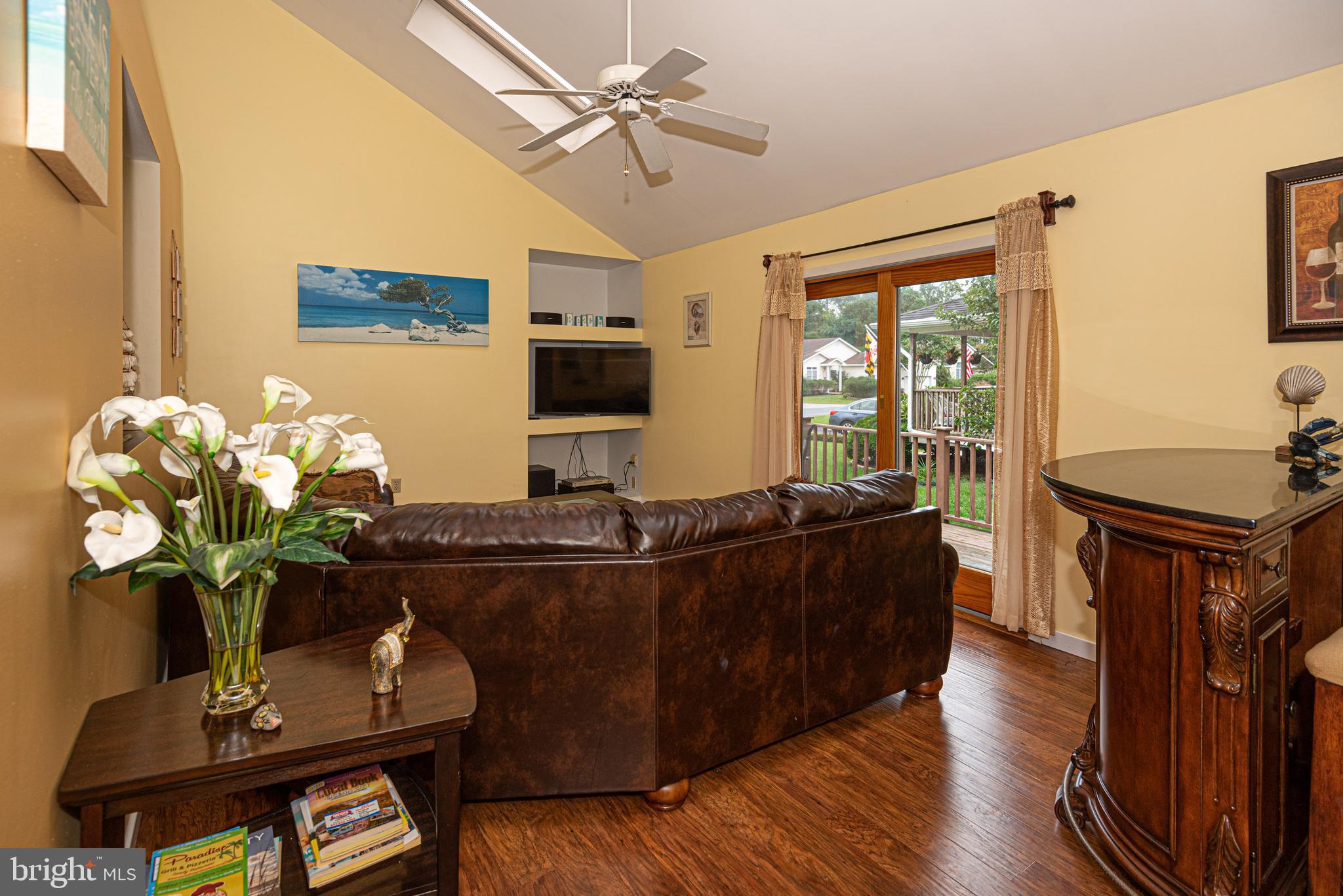 14 Bridgewater Road Berlin, MD 21811 - Photo 12 of 58 Side deck off Great Room make entertaining easy!
