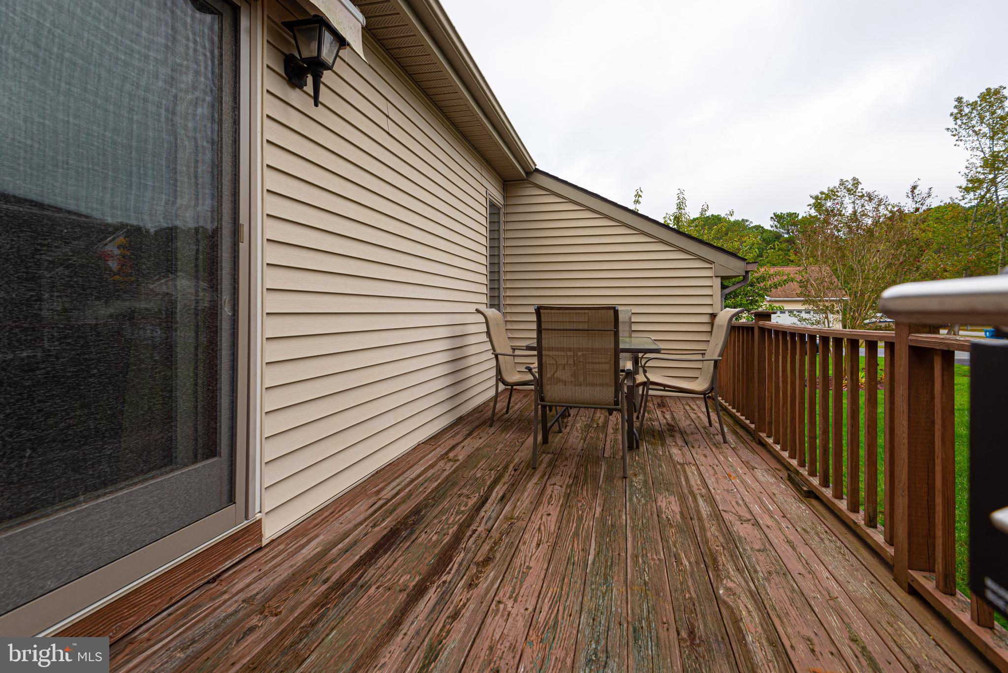 14 Bridgewater Road Berlin, MD 21811 - Photo 56 of 58 Outdoor Entertaining Space on Side Deck