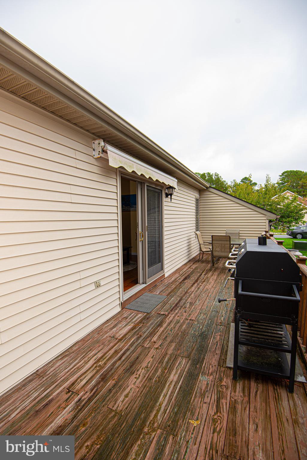 14 Bridgewater Road Berlin, MD 21811 - Photo 57 of 58 Side deck ... Great for Grilling
