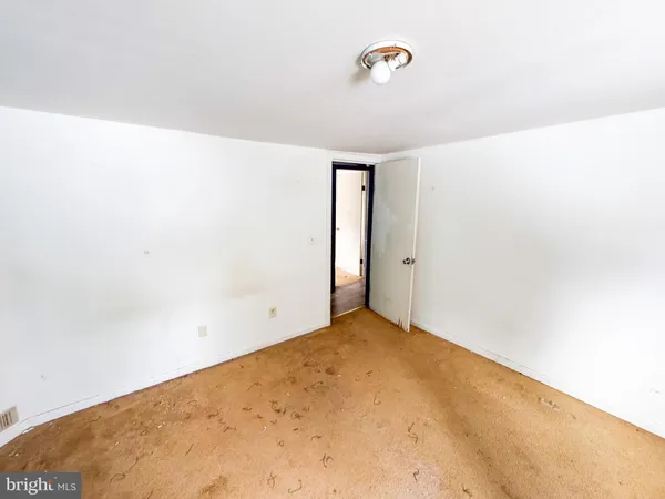 a view of empty room