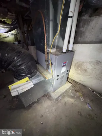 a picture of water heater