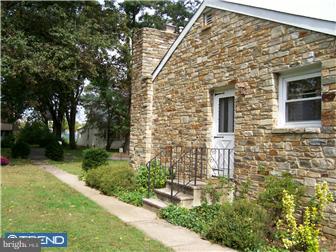 25 Linden Road Bordentown, NJ 08505 - Photo 1 of 8 Exterior Side
