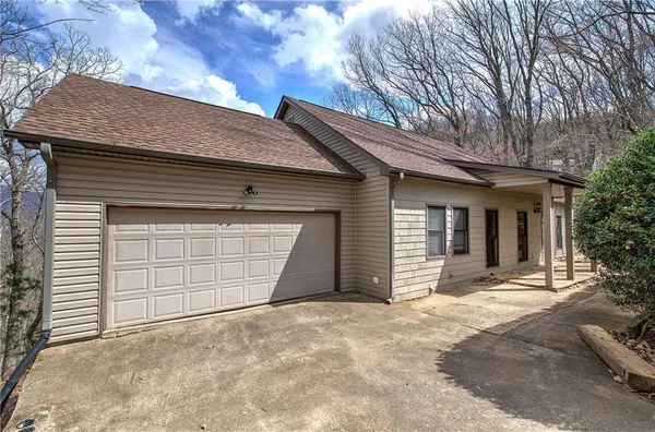 $389,000 | 207 Stone Ridge Court, Jasper, GA 30143