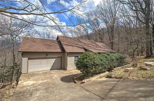 $389,000 | 207 Stone Ridge Court, Jasper, GA 30143