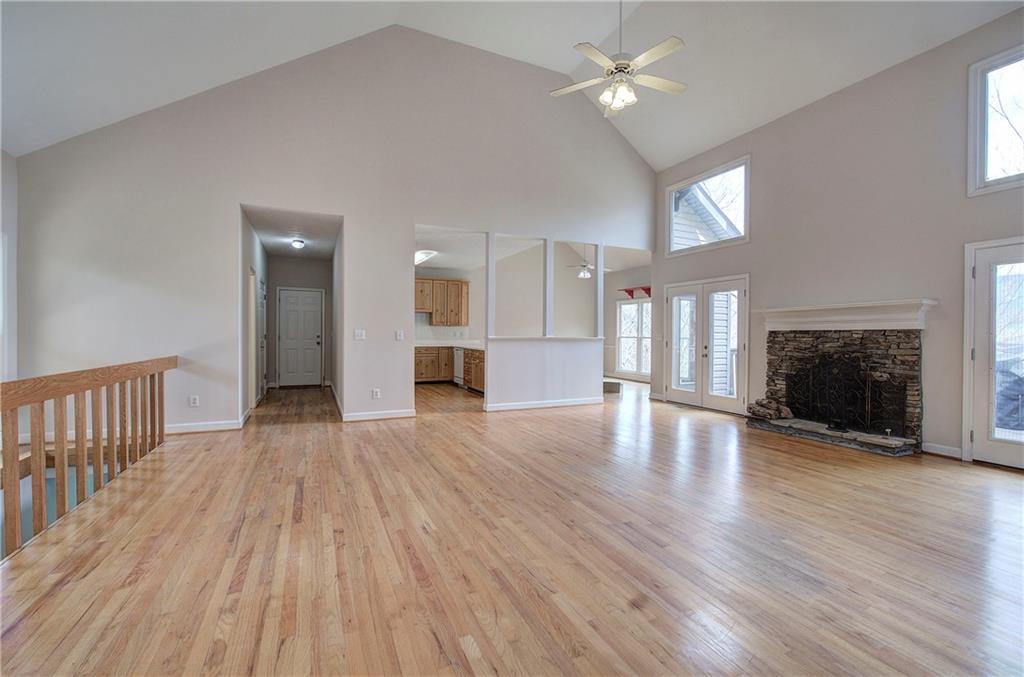 207 Stone Ridge Court Jasper, GA 30143 - Photo 4 of 23