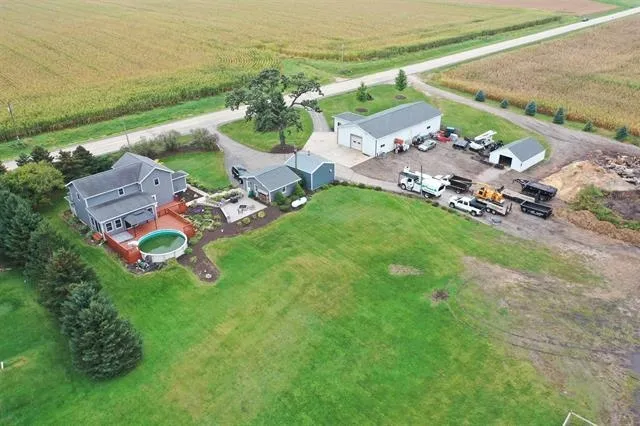 $595,000 | W8930 State Line Road, Sharon, WI 53585
