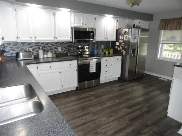 $595,000 | W8930 State Line Road, Sharon, WI 53585