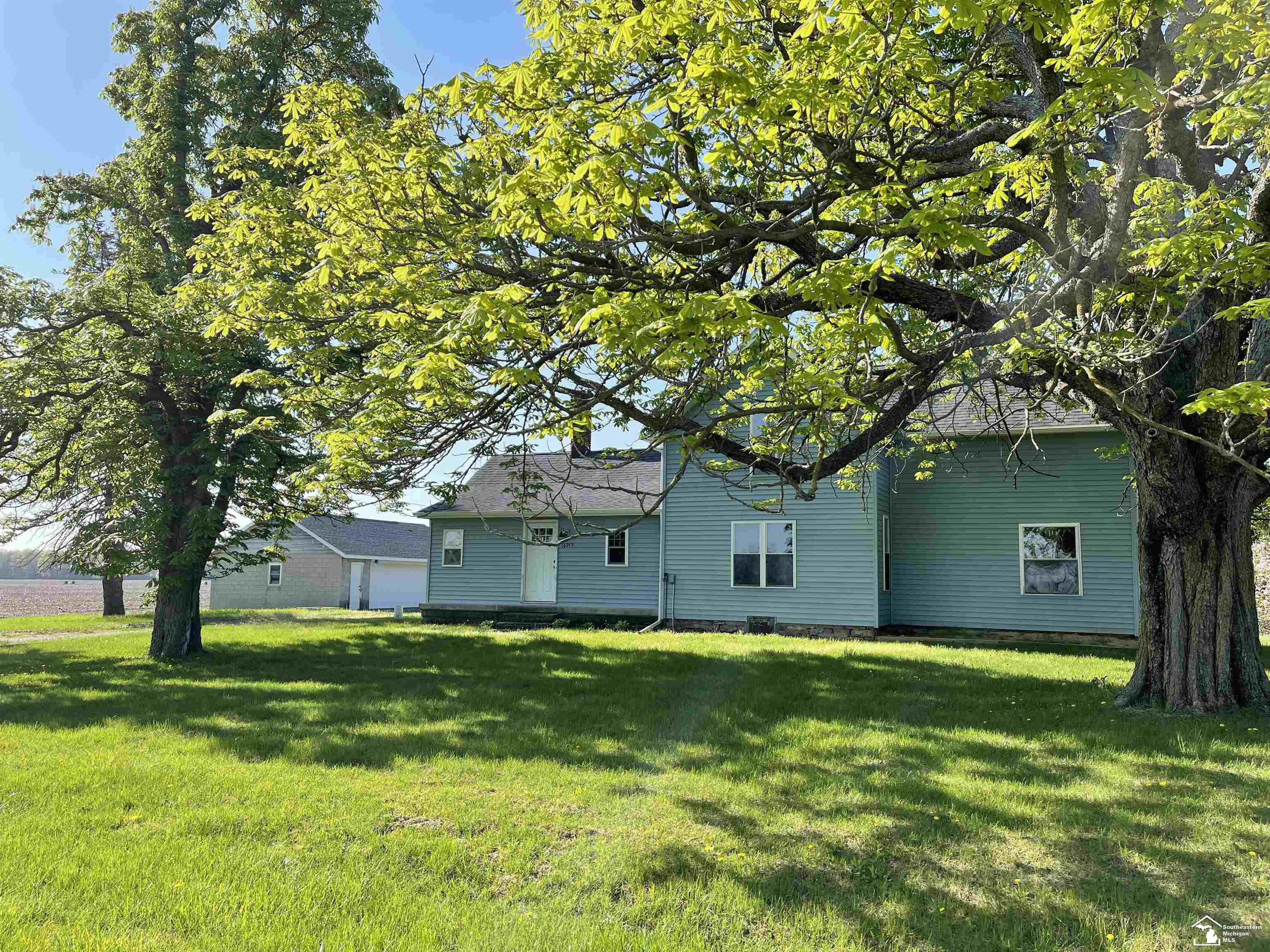 16915 Todd Road Petersburg, MI 49270 - Photo 3 of 3 50110522-2.JPG