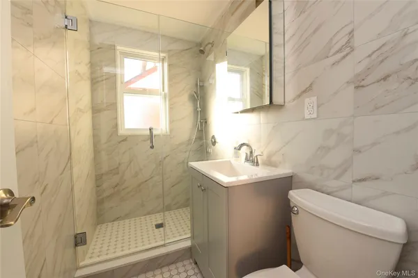 $1,450,000 | 166-36 23rd Avenue | Clearview