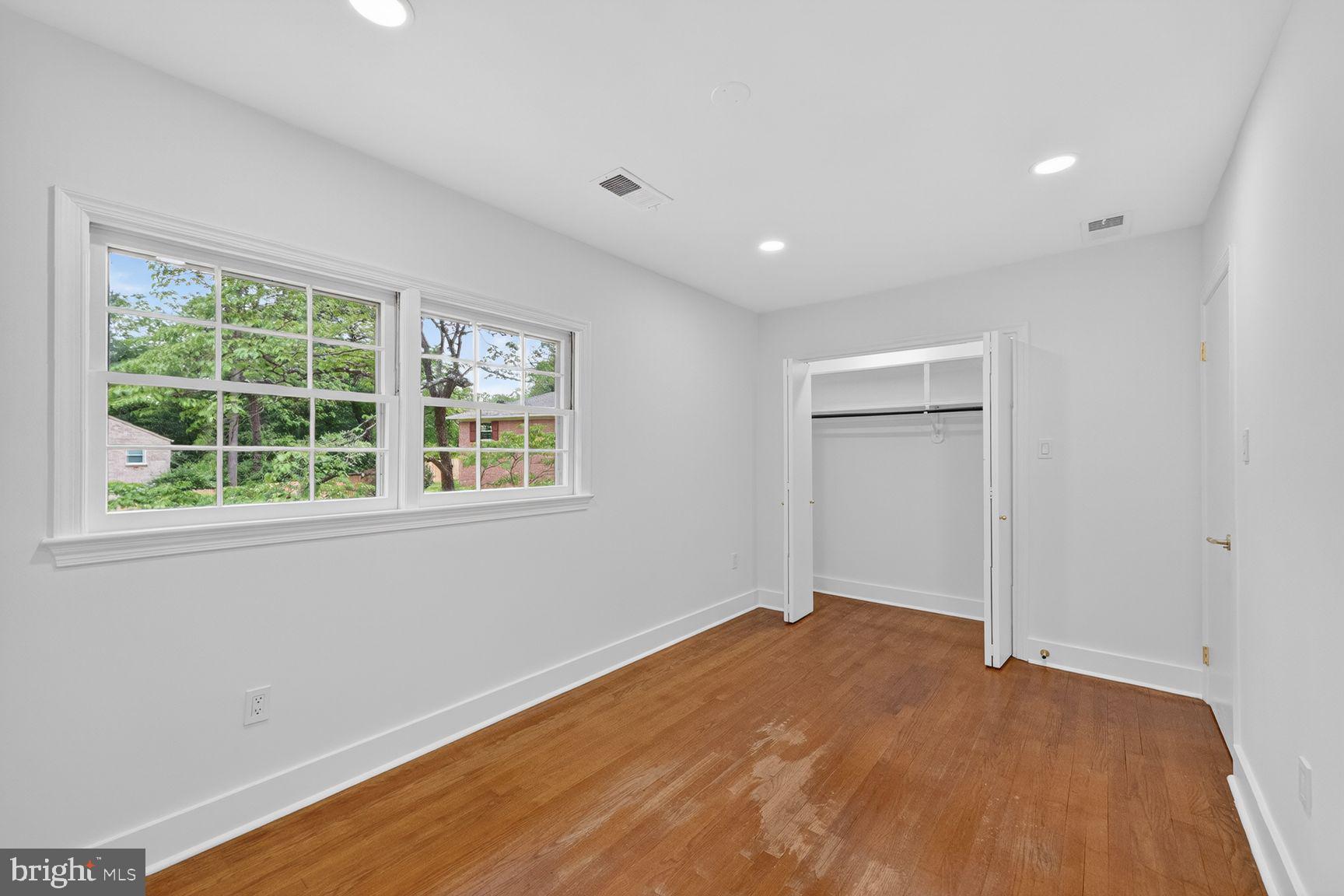 11523 Vale Road Oakton, VA 22124 - Photo 13 of 22