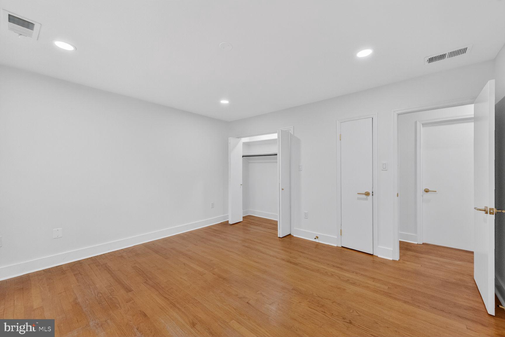 11523 Vale Road Oakton, VA 22124 - Photo 15 of 22