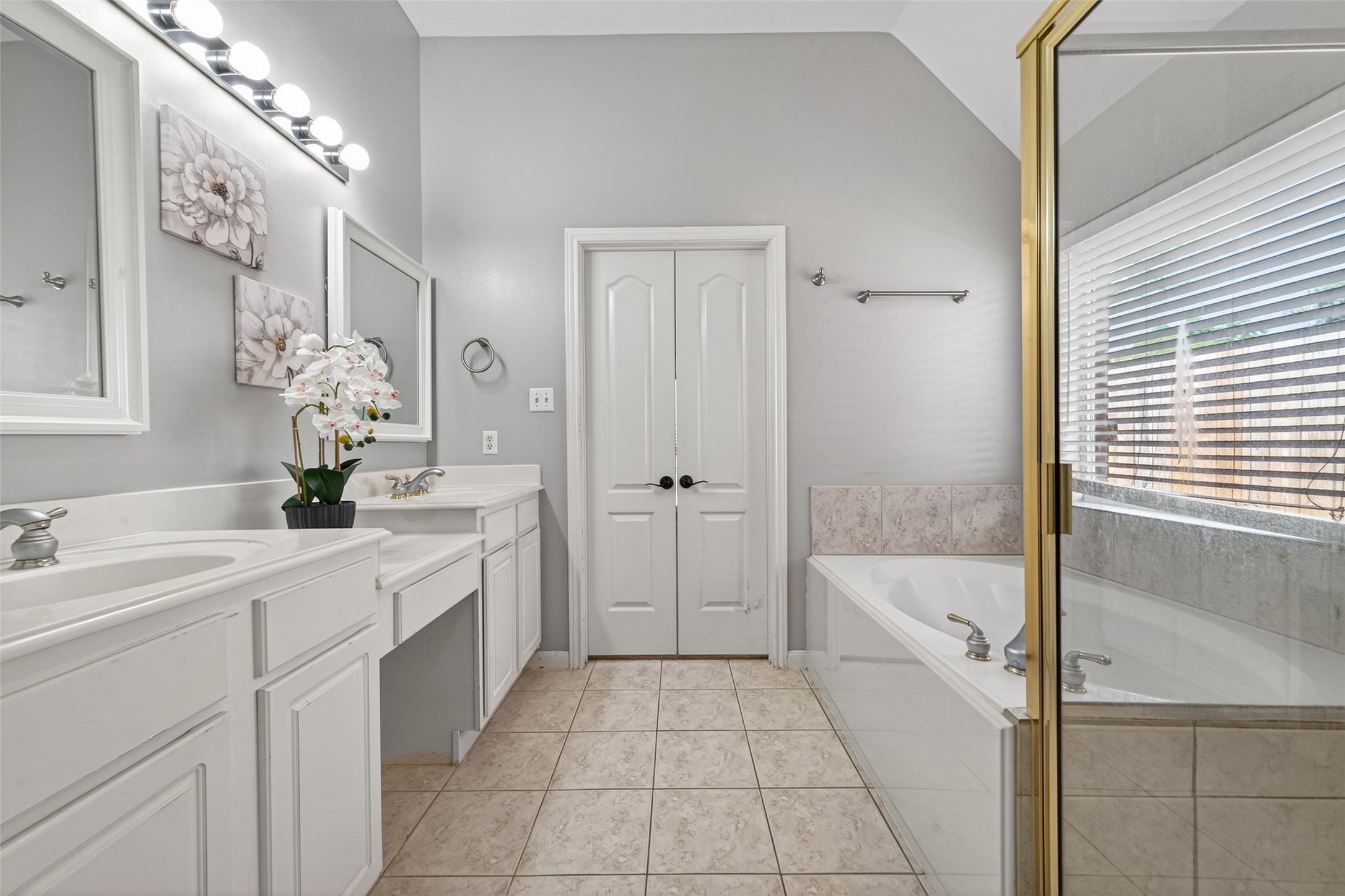 23211 Goldensong Court Spring, TX 77373 - Photo 33 of 46 a bathroom with a sink a toilet and shower