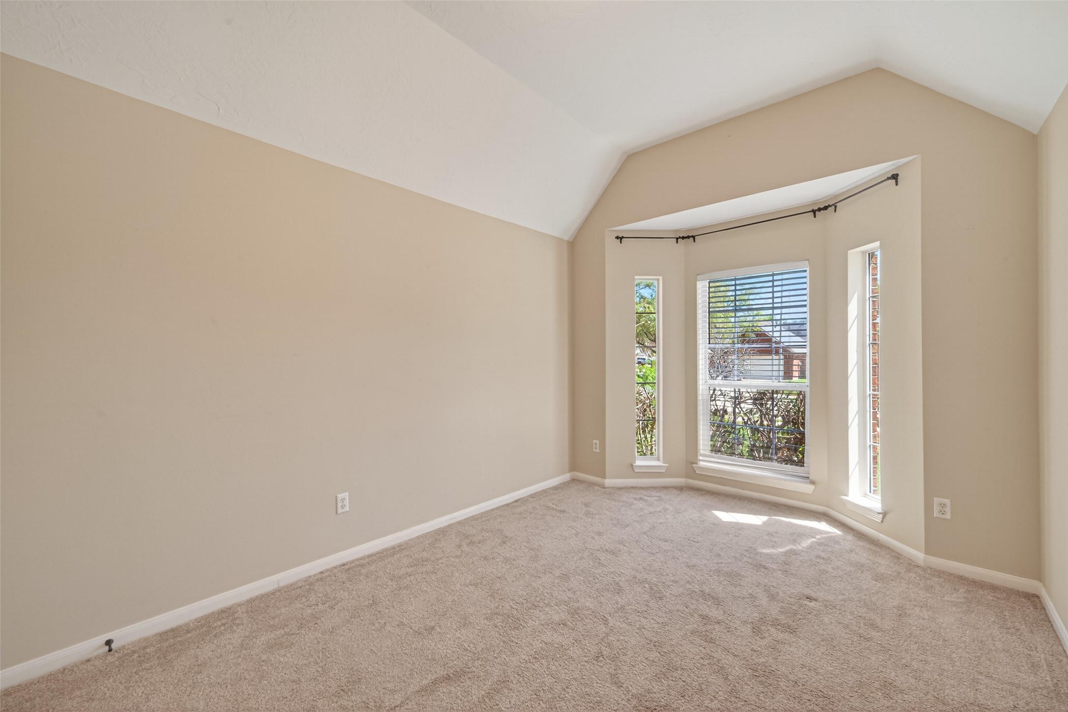 23211 Goldensong Court Spring, TX 77373 - Photo 36 of 46 an empty room with windows