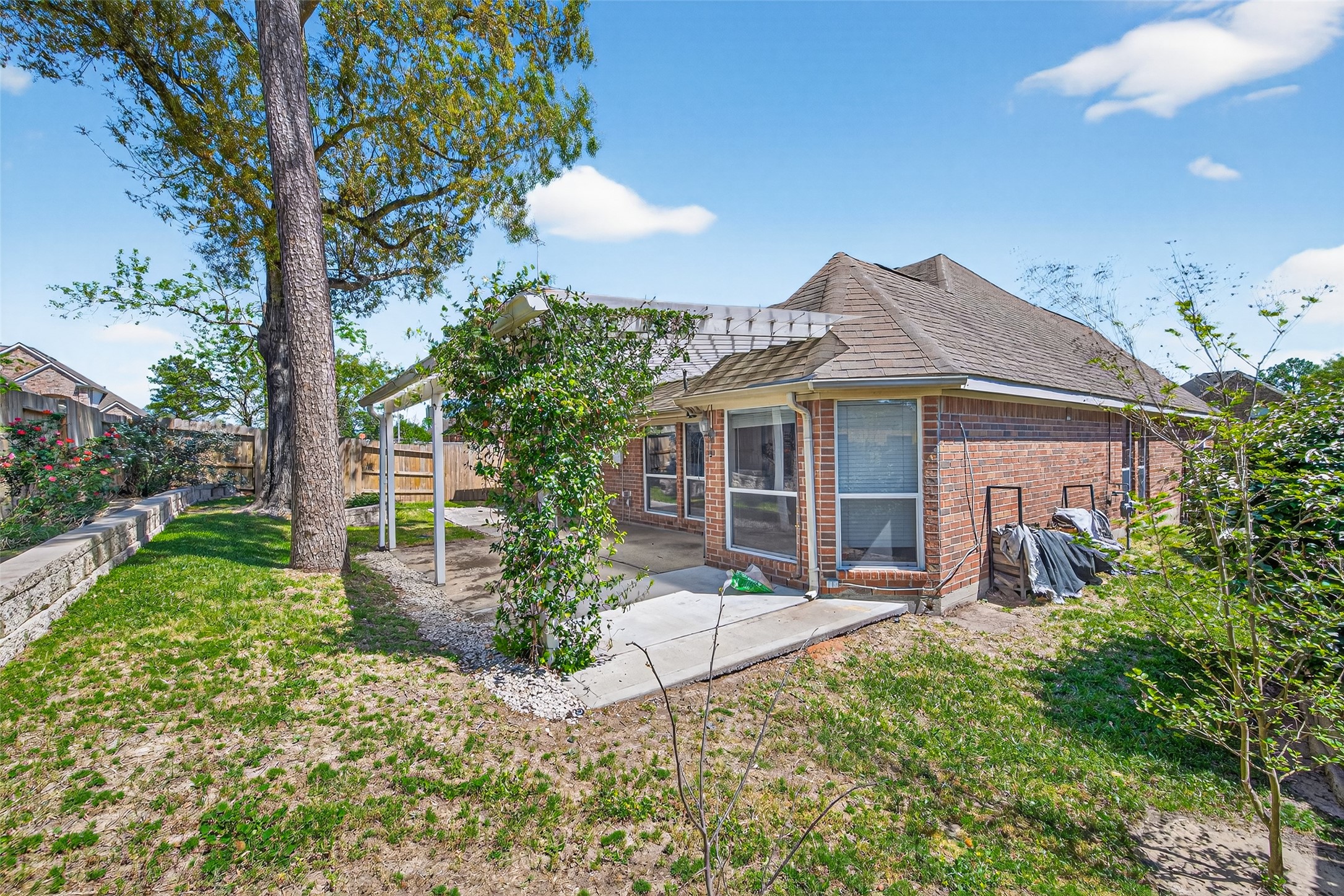 23211 Goldensong Court Spring, TX 77373 - Photo 43 of 46 a front view of a house with garden