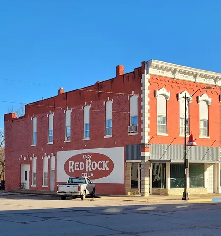 $79,500 | 122 North Main Street, Eureka, KS 67045