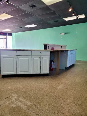 $79,500 | 122 North Main Street, Eureka, KS 67045