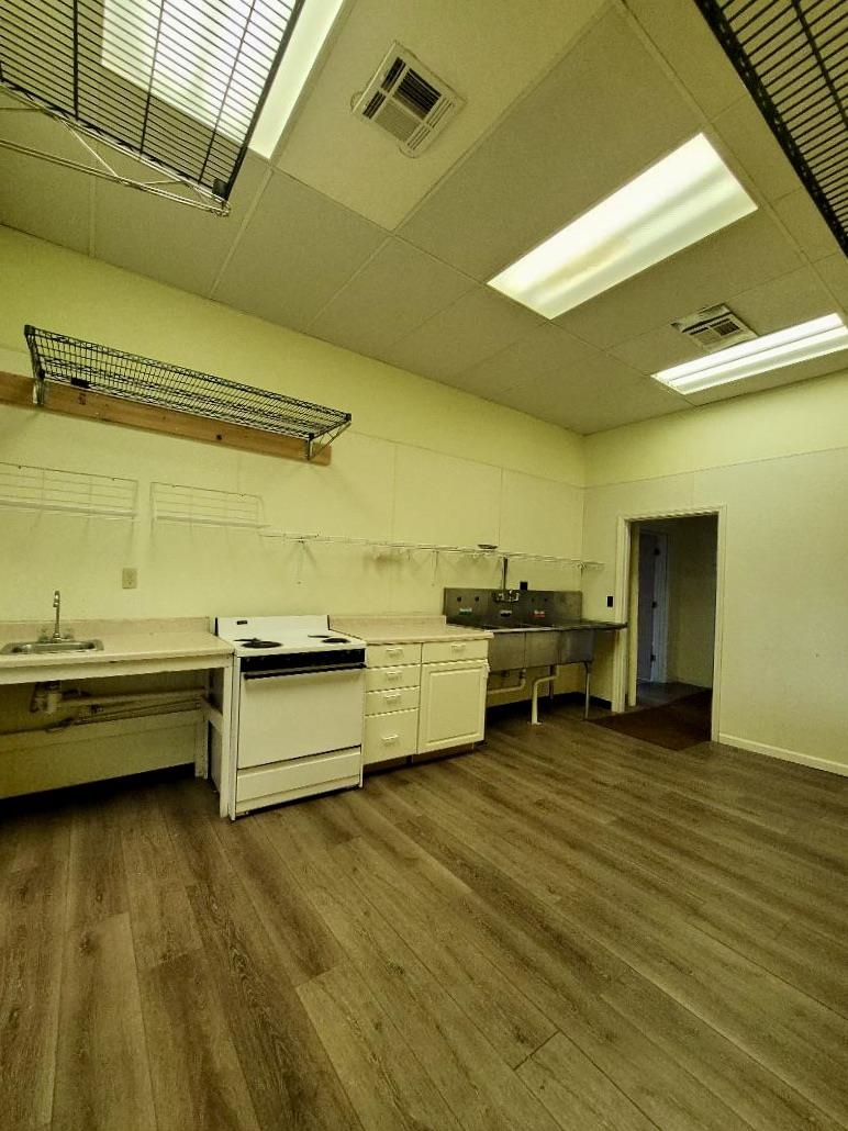 122 North Main Street Eureka, KS 67045 - Photo 15 of 36