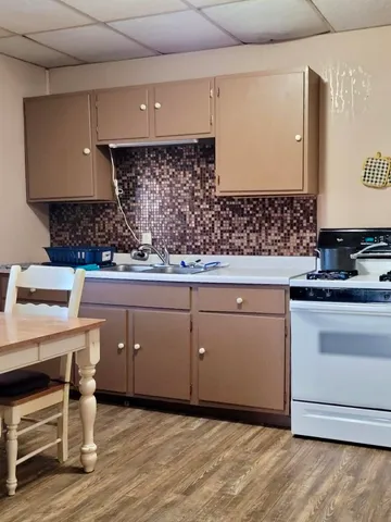 $79,500 | 122 North Main Street, Eureka, KS 67045