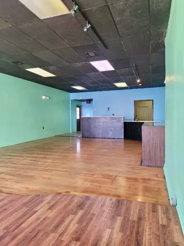 $79,500 | 122 North Main Street, Eureka, KS 67045