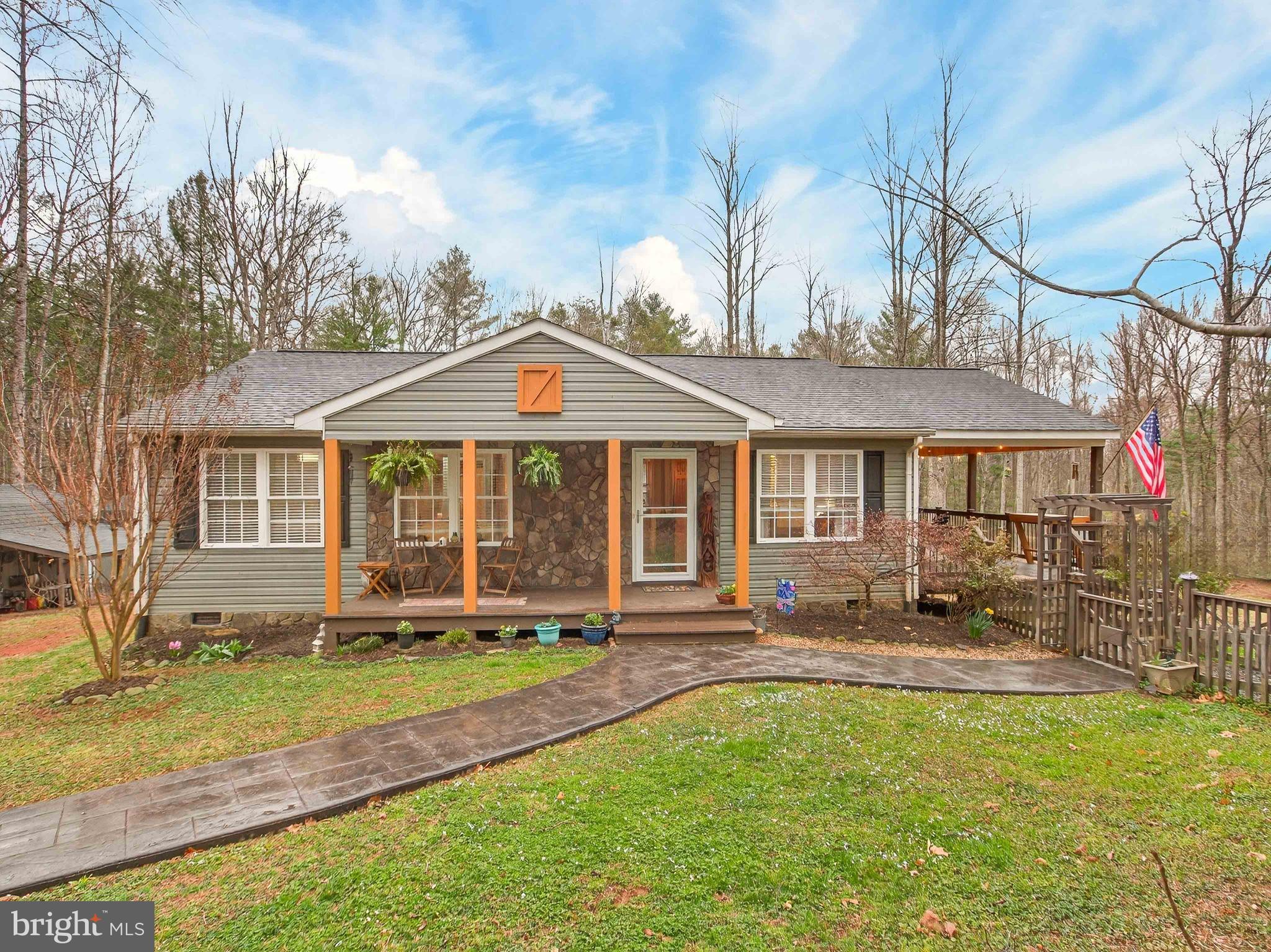 2586 West Hoover Road Haywood, VA 22722 - Photo 2 of 35