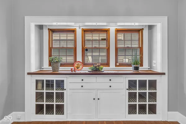 $299,000 | 1005 Main Street, Beech Grove, IN 46107