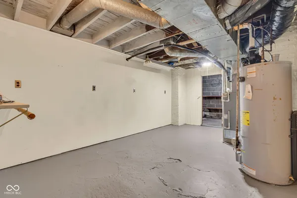 $299,000 | 1005 Main Street, Beech Grove, IN 46107