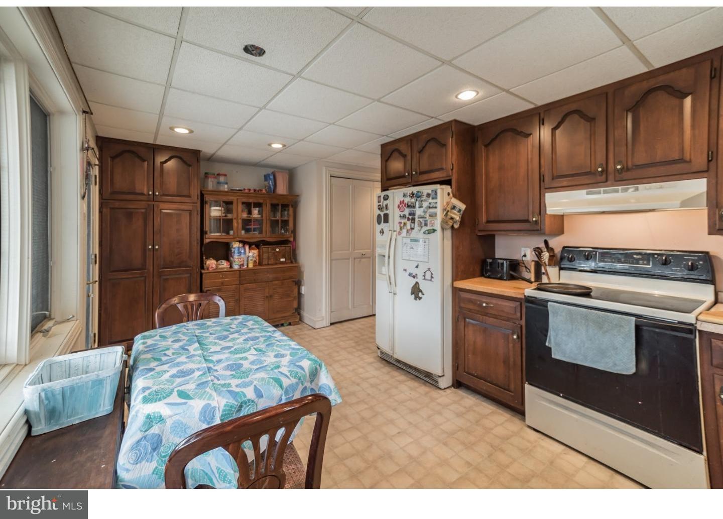 215 Stony Run Road Spring City, PA 19475 - Photo 13 of 25 Kitchen