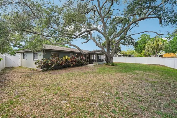 $419,900 | 11469 Imperial Groves Drive East, Largo, FL 33774