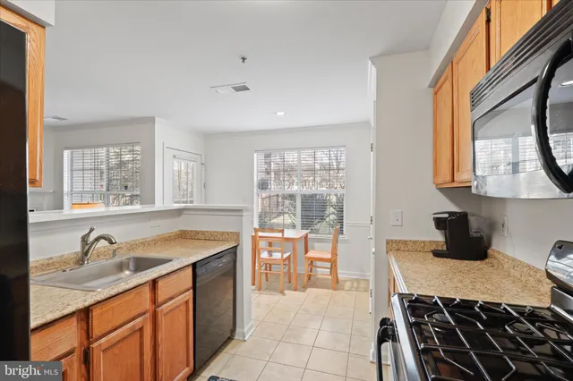 $290,000 | 11002 Koman Circle, Unit 103, Manassas, VA 20109