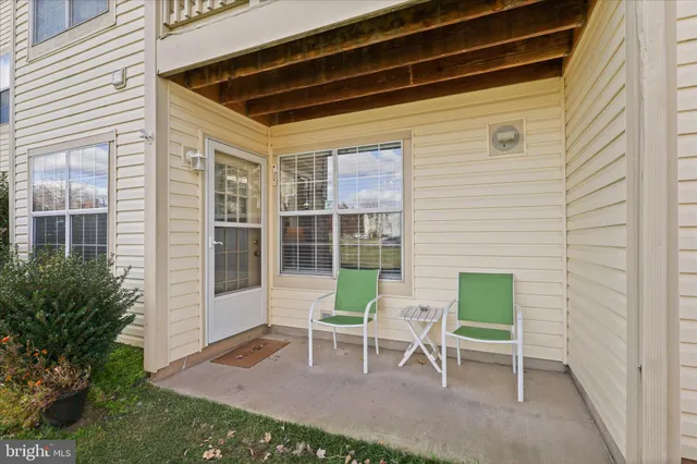 $290,000 | 11002 Koman Circle, Unit 103, Manassas, VA 20109