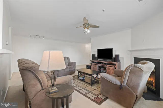 $290,000 | 11002 Koman Circle, Unit 103, Manassas, VA 20109