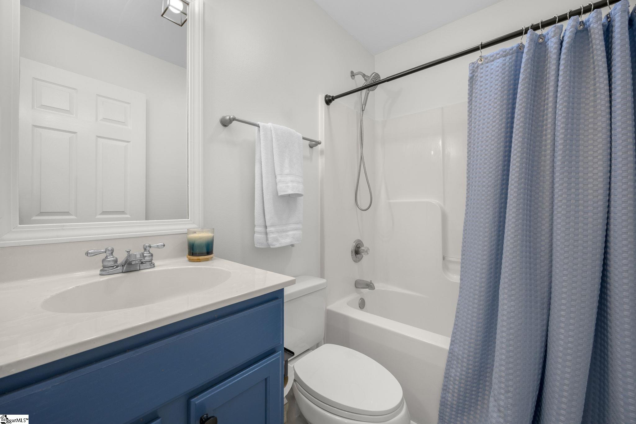 124 East King Road Greer, SC 29651 - Photo 24 of 39