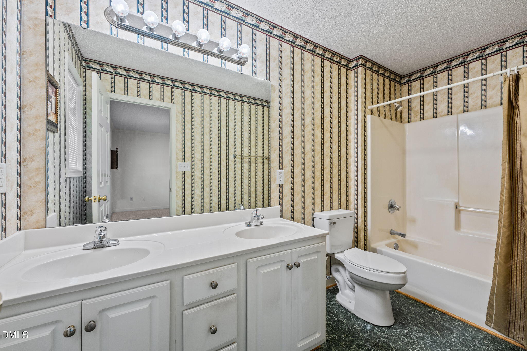 2069 Turner Road Mebane, NC 27302 - Photo 29 of 39 29-web-or-mls-ROB01410