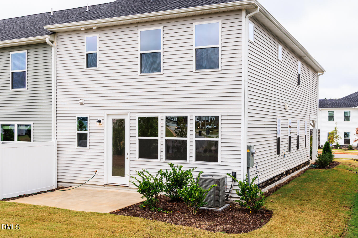 144 Siebold Street Garner, NC 27529 - Photo 33 of 35 MAGTH-Lot 483_Blayre_QMI (31)