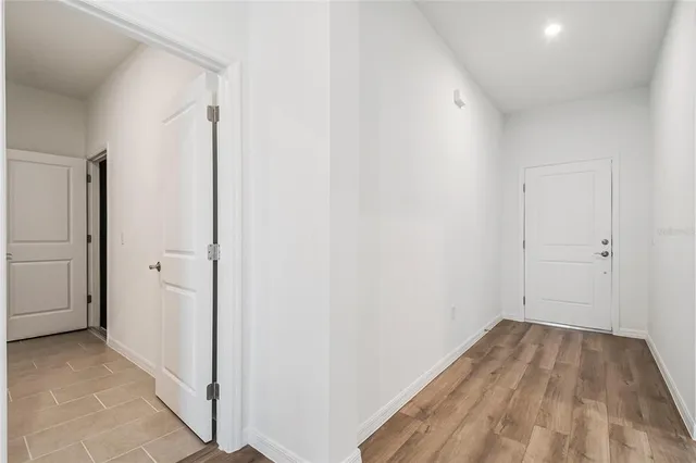 $2,100 | 434 Eventide Avenue, Mascotte, FL 34753