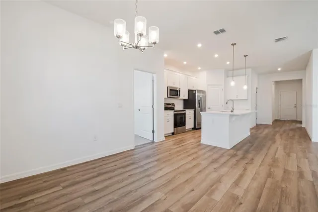 $2,100 | 434 Eventide Avenue, Mascotte, FL 34753