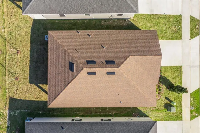 $2,100 | 434 Eventide Avenue, Mascotte, FL 34753