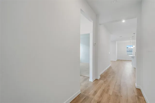 $2,100 | 434 Eventide Avenue, Mascotte, FL 34753