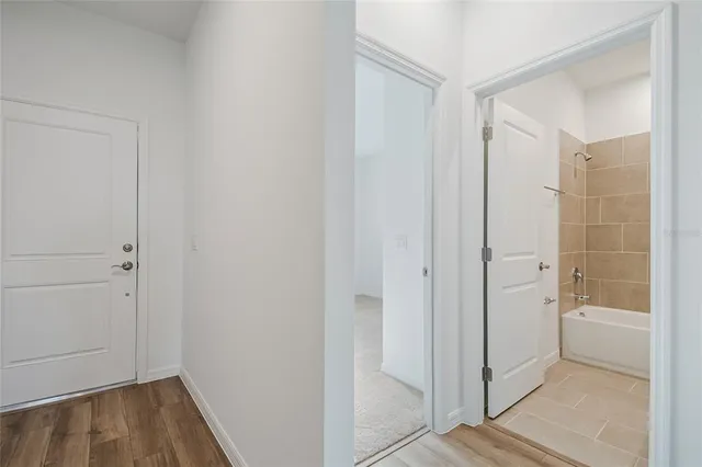 $2,100 | 434 Eventide Avenue, Mascotte, FL 34753